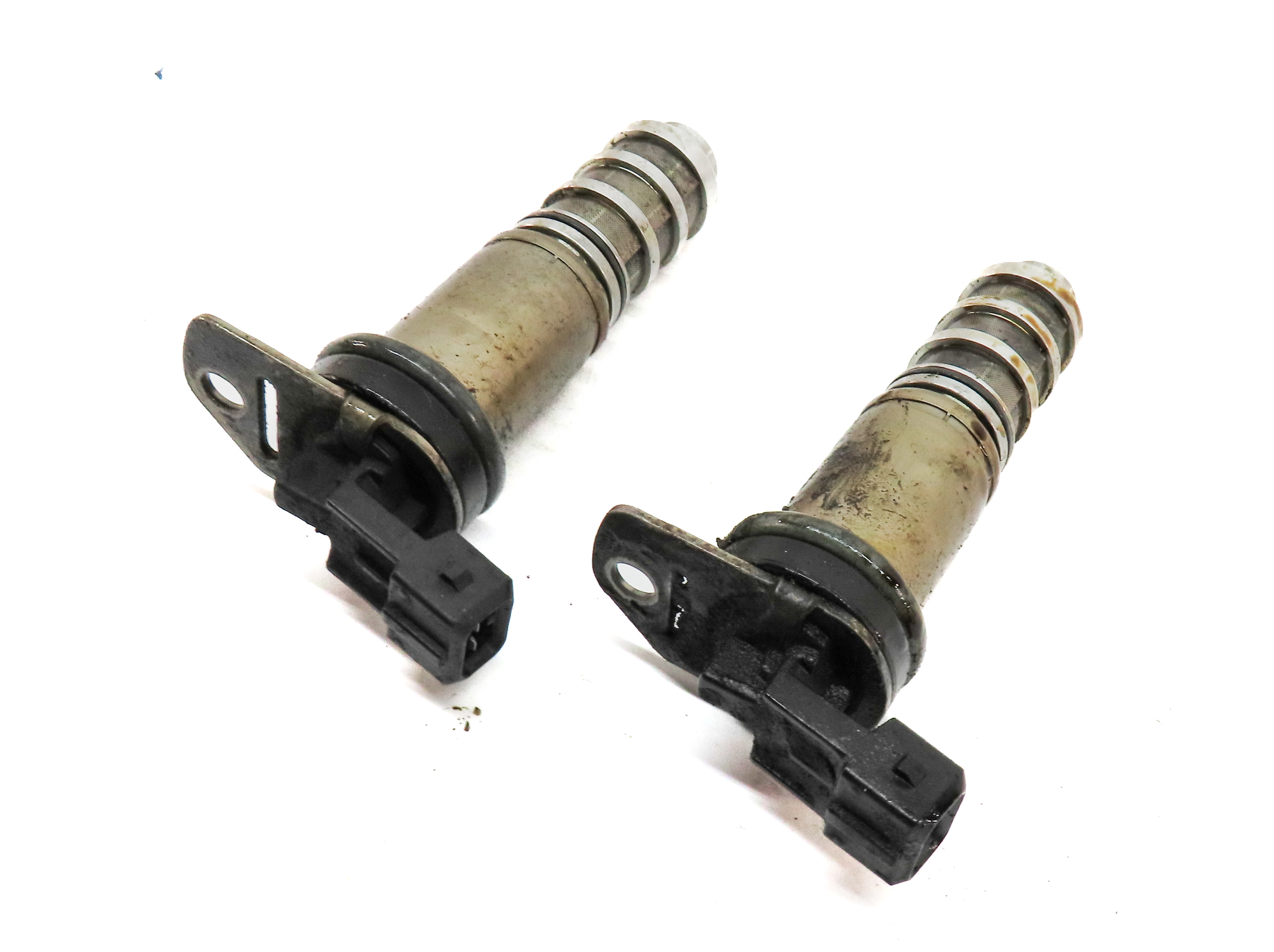 2015 BMW X3 (F25) 3.0L N55 ENGINE VVT VARIABLE VALVE TIMING SOLENOID SET-2 — exact item pictured